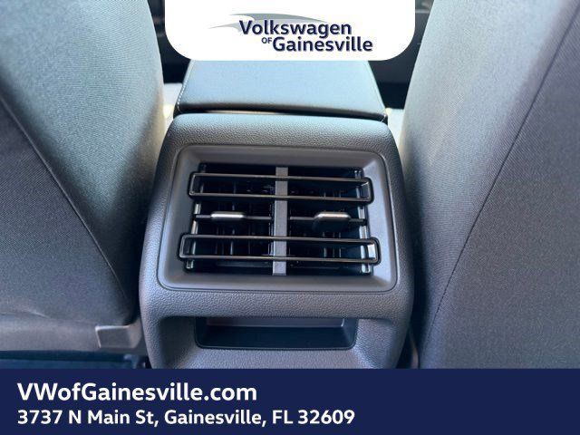 2026 Volkswagen Tiguan - Photo 7