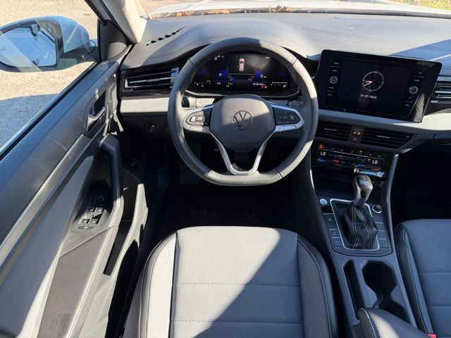 2026 Volkswagen Jetta - Photo 10