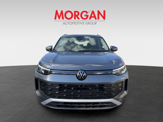 2025 Volkswagen Tiguan - Photo 3