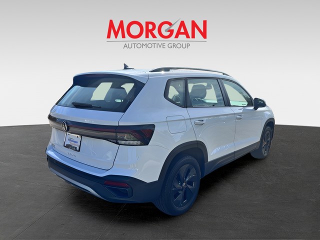 2025 Volkswagen Taos - Photo 5