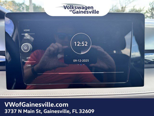 2025 Volkswagen Taos - Photo 19