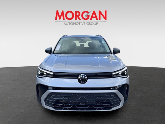 2025 Volkswagen Taos - Photo 2