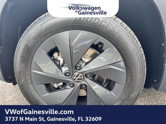 2025 Volkswagen Taos - Photo 23