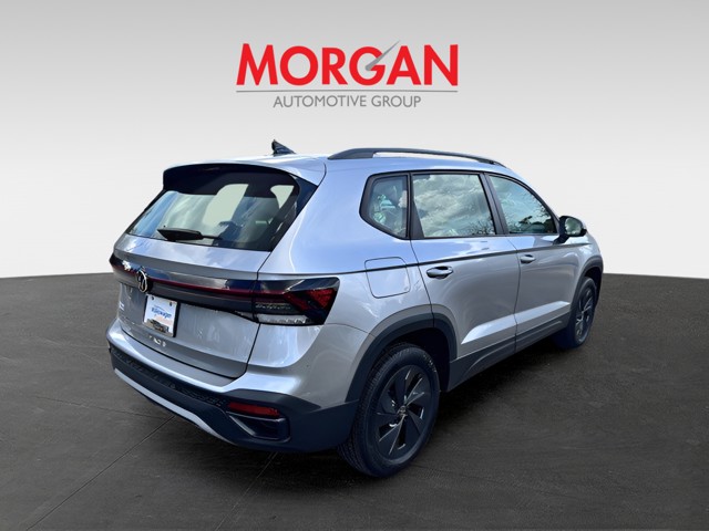 2025 Volkswagen Taos - Photo 6