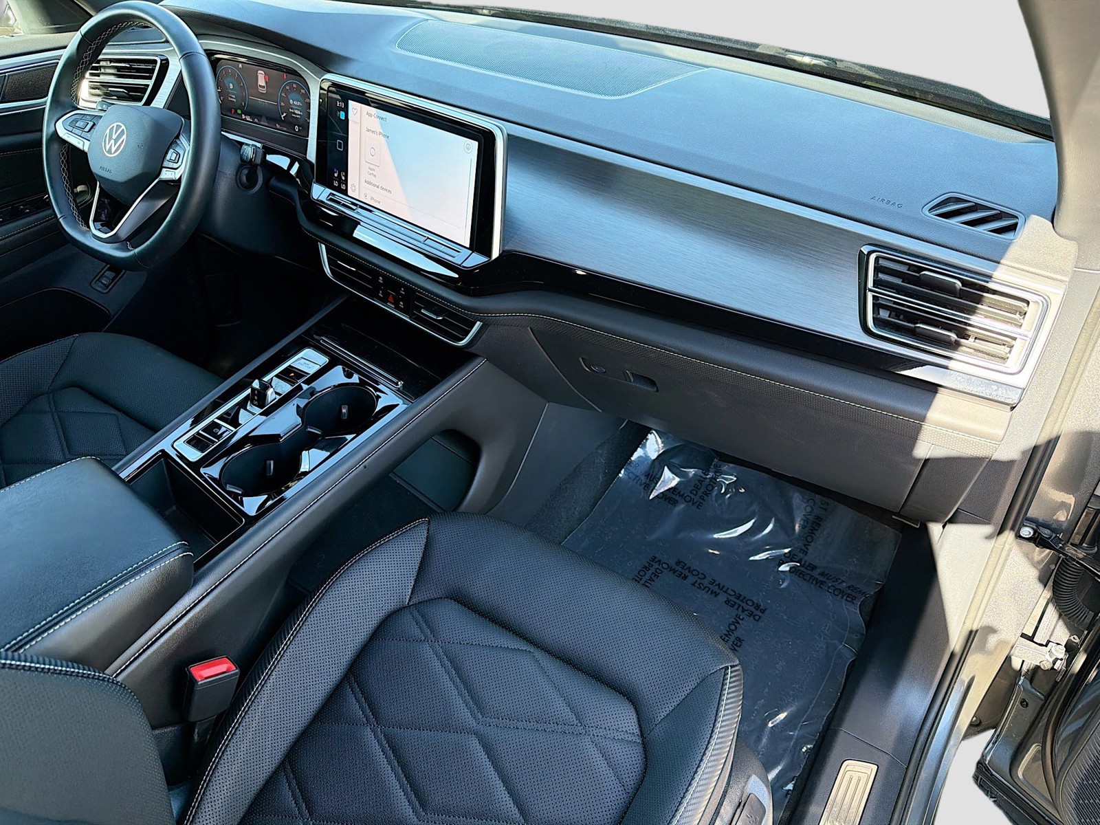 2025 Volkswagen Atlas Cross Sport - Photo 3