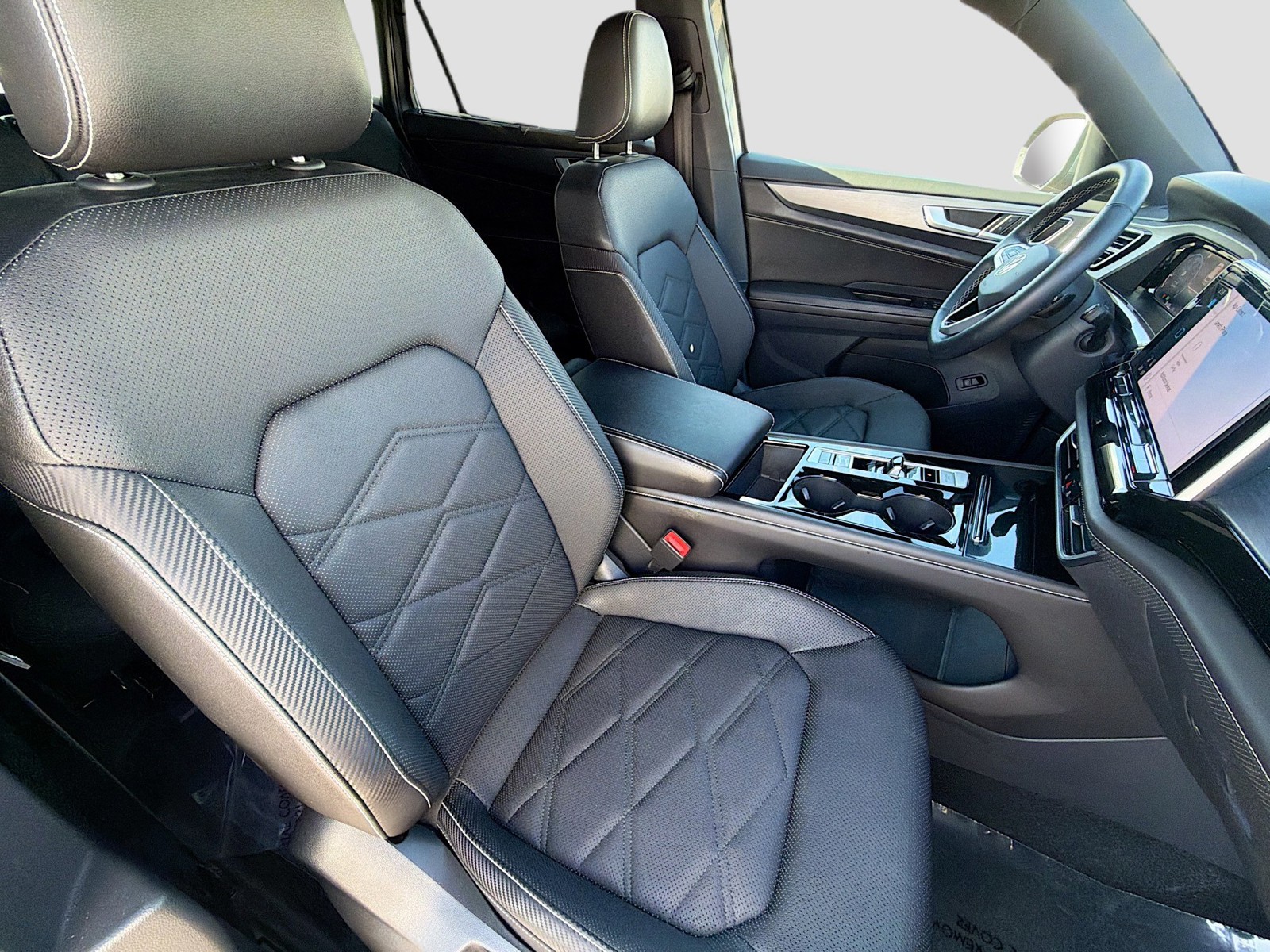 2025 Volkswagen Atlas Cross Sport - Photo 6