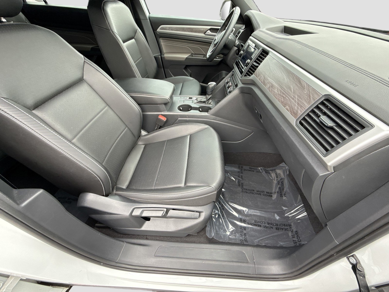 2023 Volkswagen Atlas Cross Sport - Photo 14