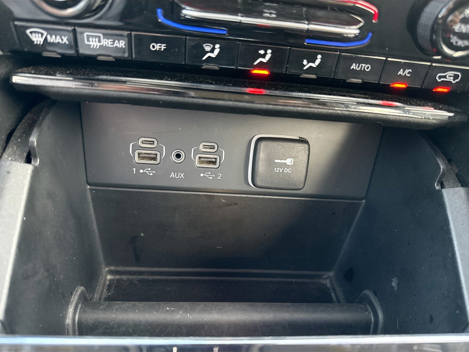 2024 Jeep Grand Cherokee - Photo 29