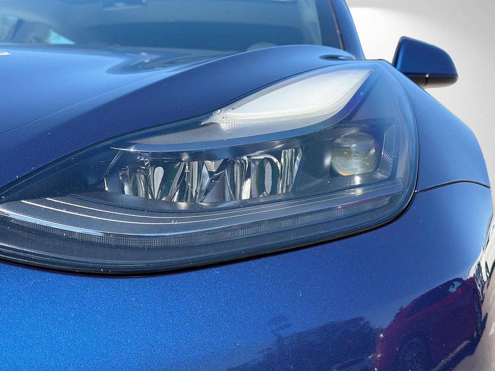 2021 Tesla Model 3 - Photo 9