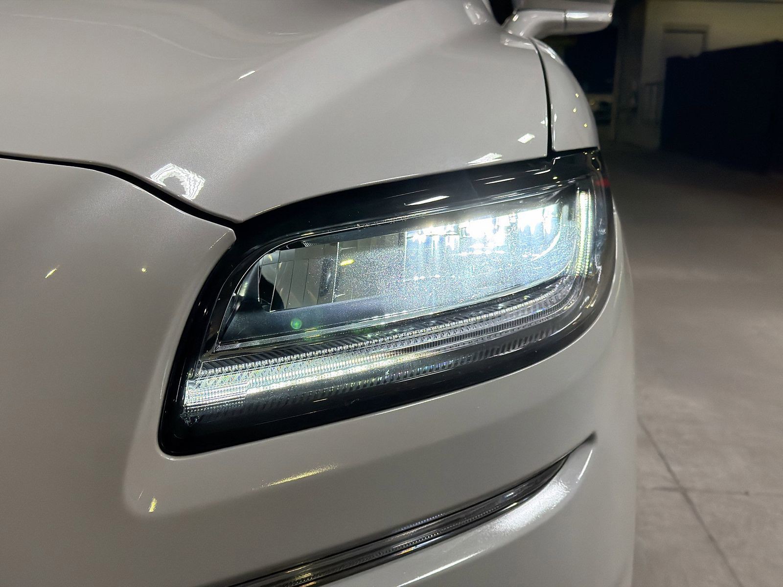 2021 Lincoln Nautilus - Photo 9