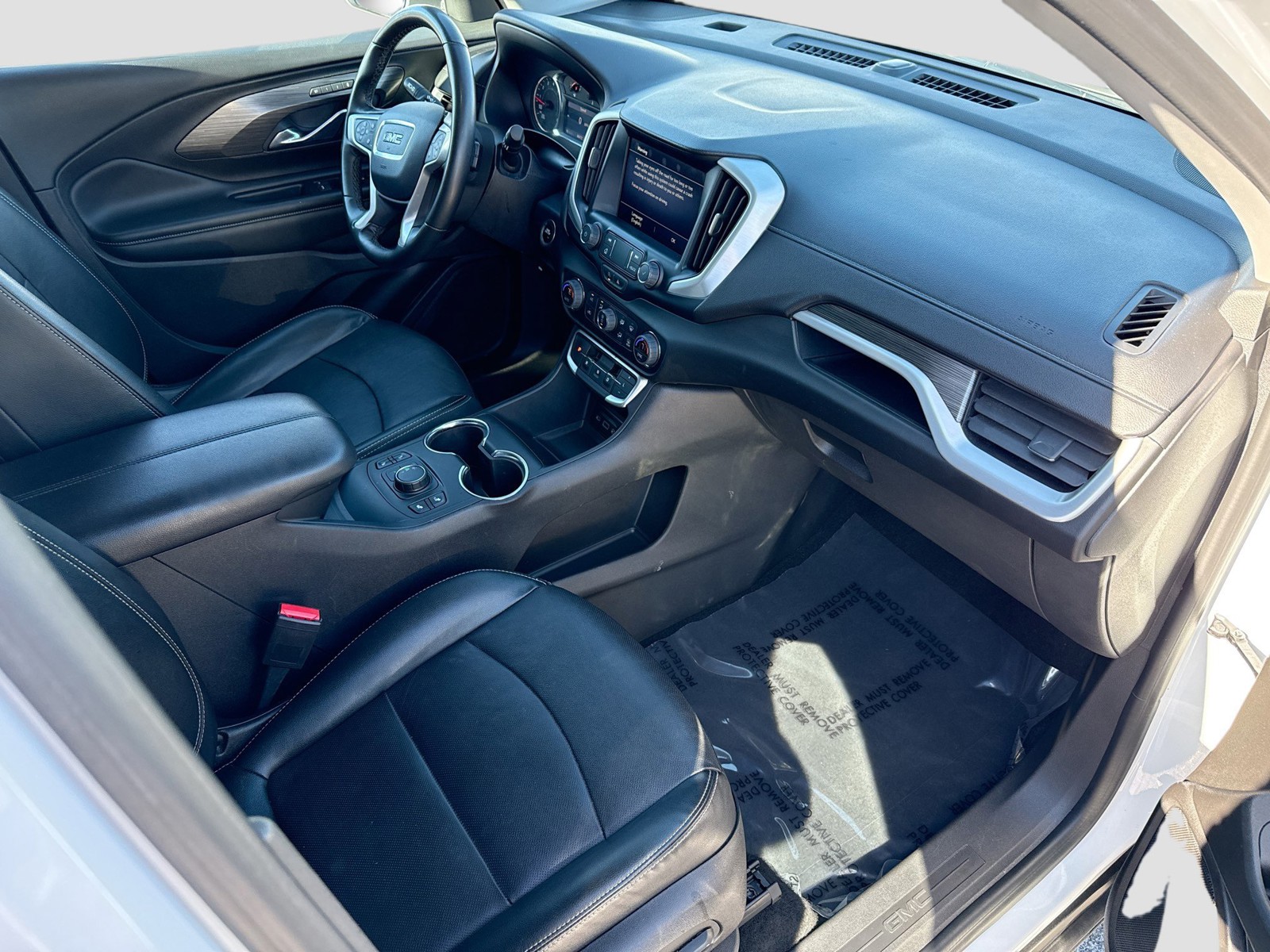 2024 GMC Terrain - Photo 14