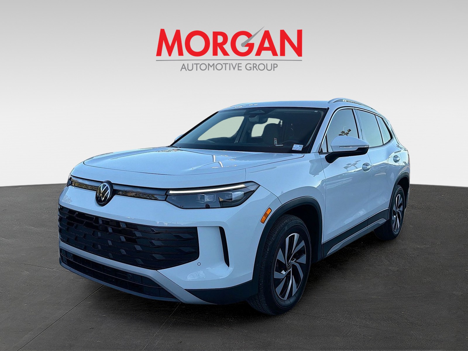2025 Volkswagen Tiguan - Photo 2