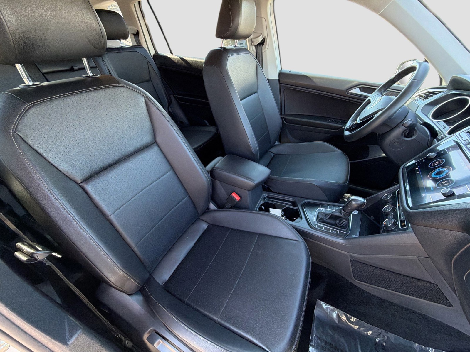 2020 Volkswagen Tiguan - Photo 14