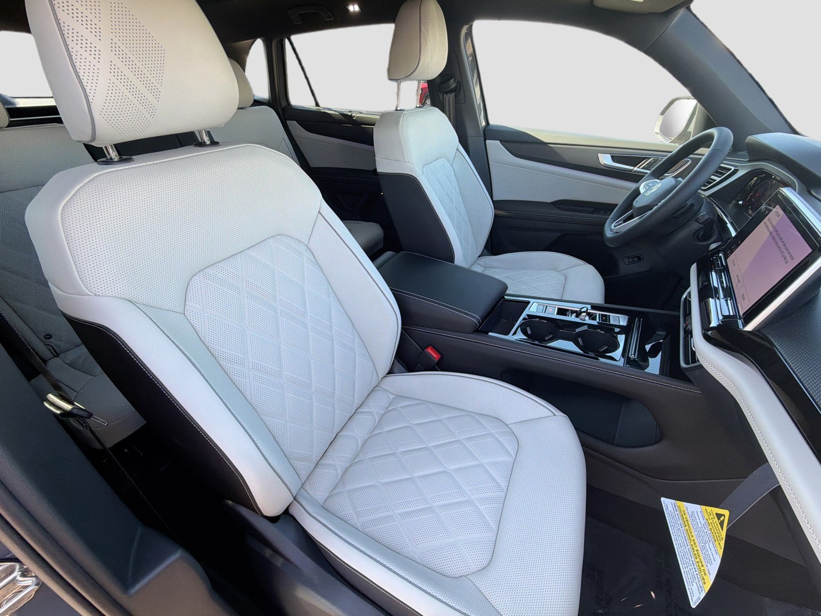 2026 Volkswagen Atlas Cross Sport - Photo 14