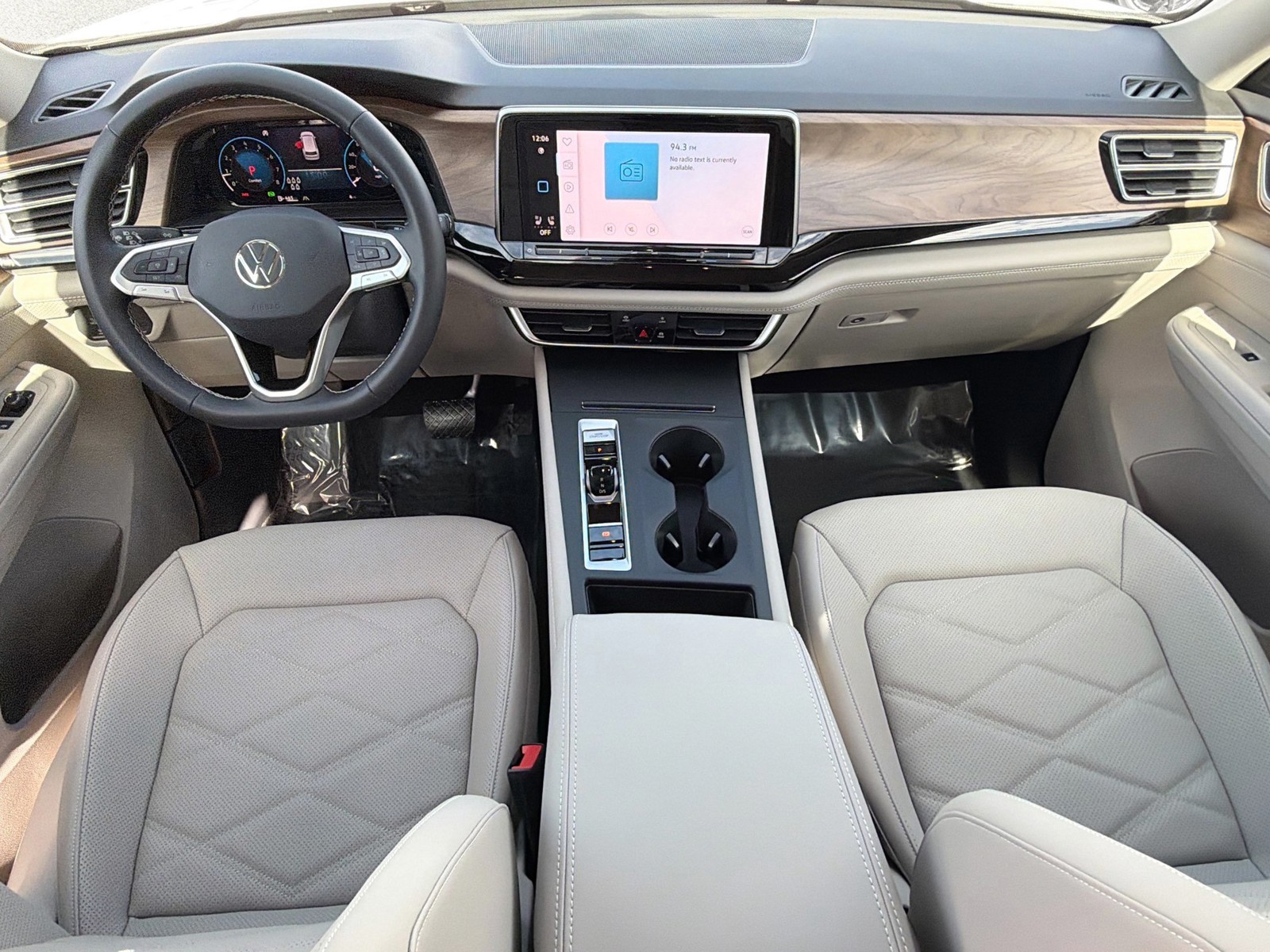 2026 Volkswagen Atlas - Photo 14