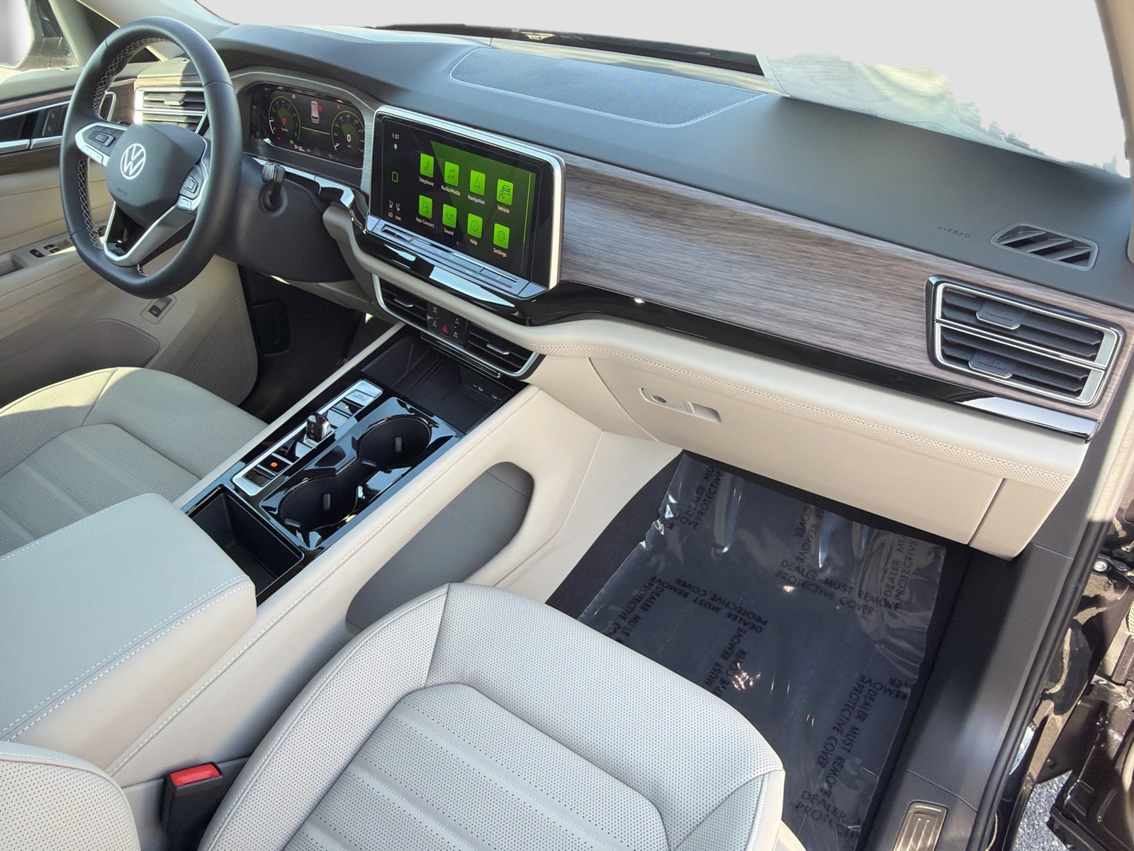 2026 Volkswagen Atlas - Photo 13