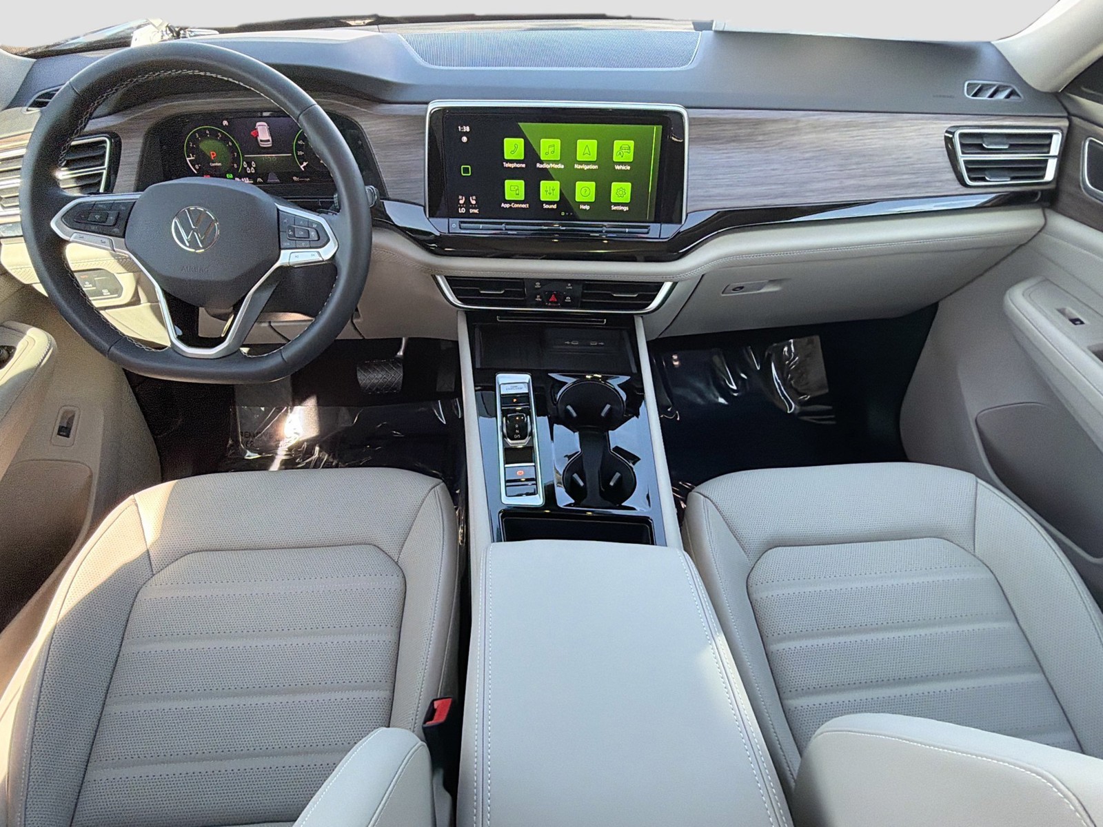 2026 Volkswagen Atlas - Photo 15