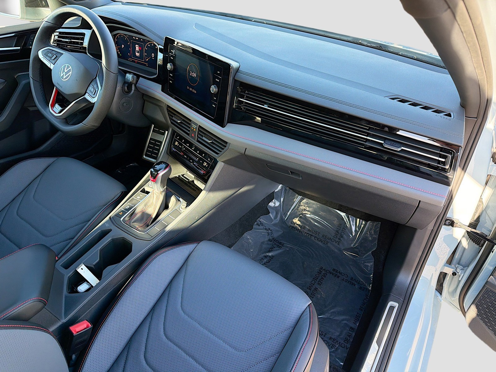 2026 Volkswagen Jetta GLI - Photo 13