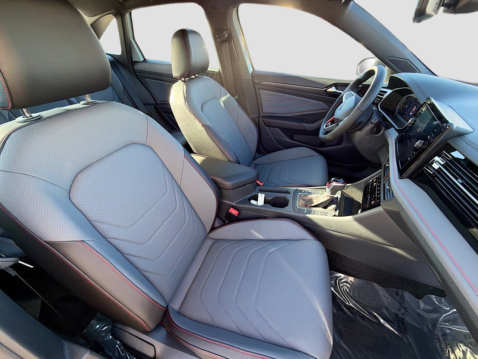 2026 Volkswagen Jetta GLI - Photo 14