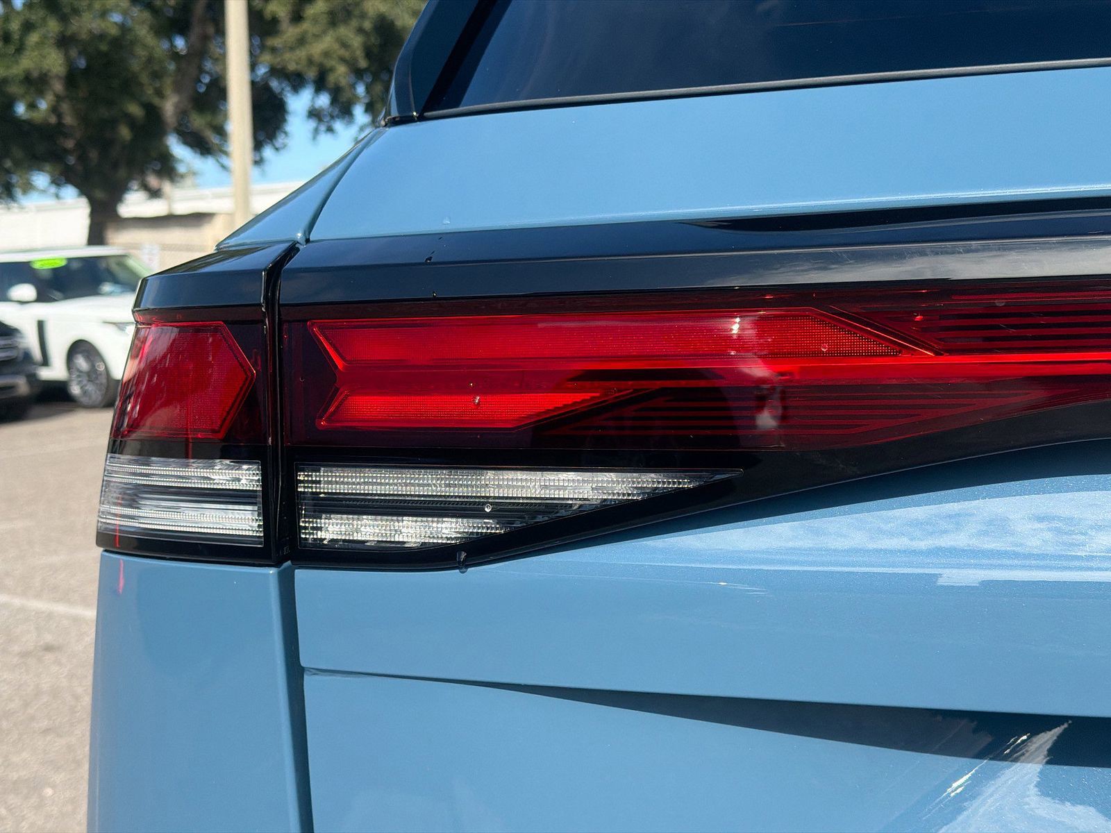 2026 Volkswagen Tiguan - Photo 10