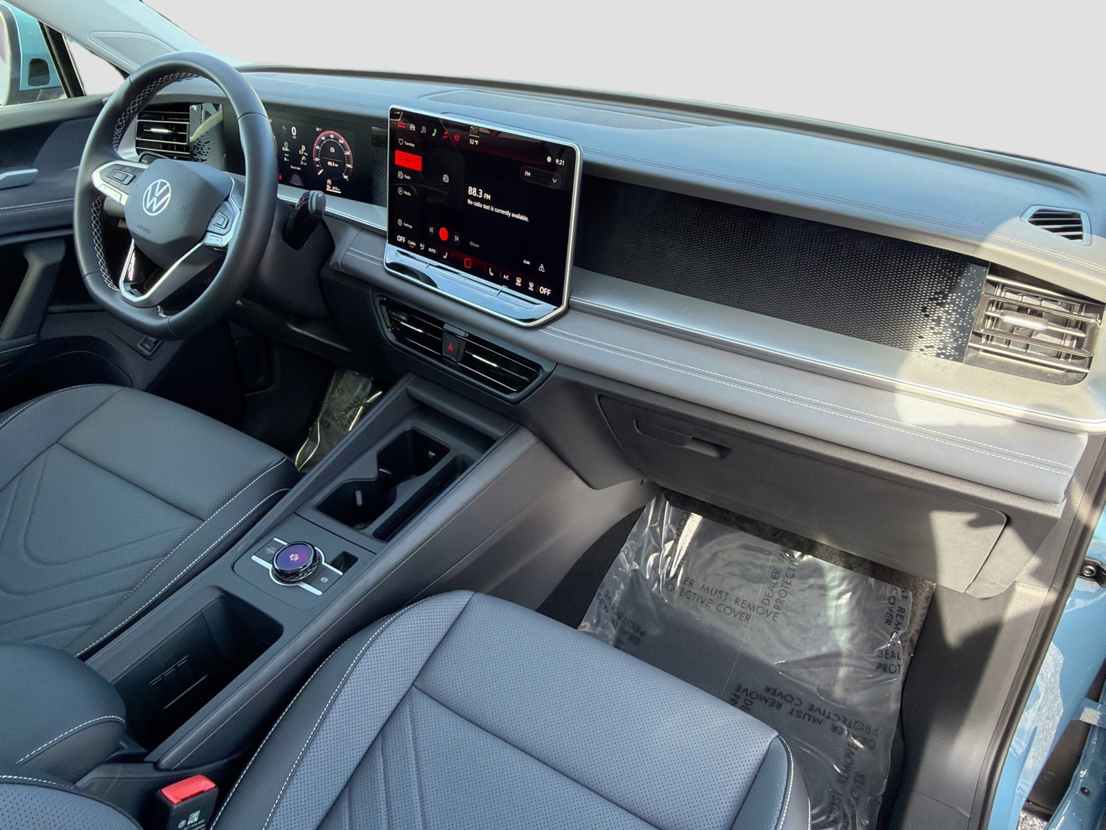 2026 Volkswagen Tiguan - Photo 13