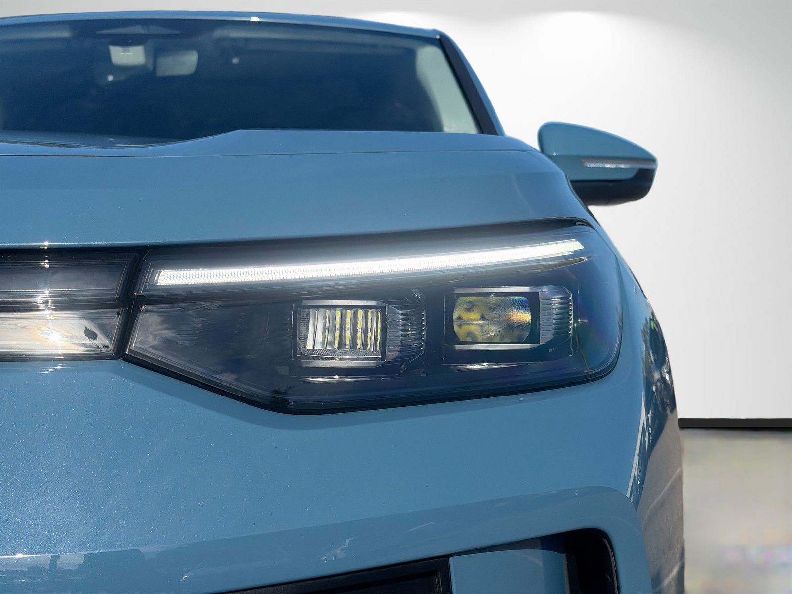 2026 Volkswagen Tiguan - Photo 9