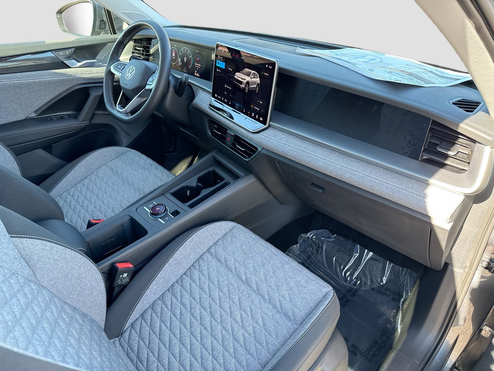 2026 Volkswagen Tiguan - Photo 14