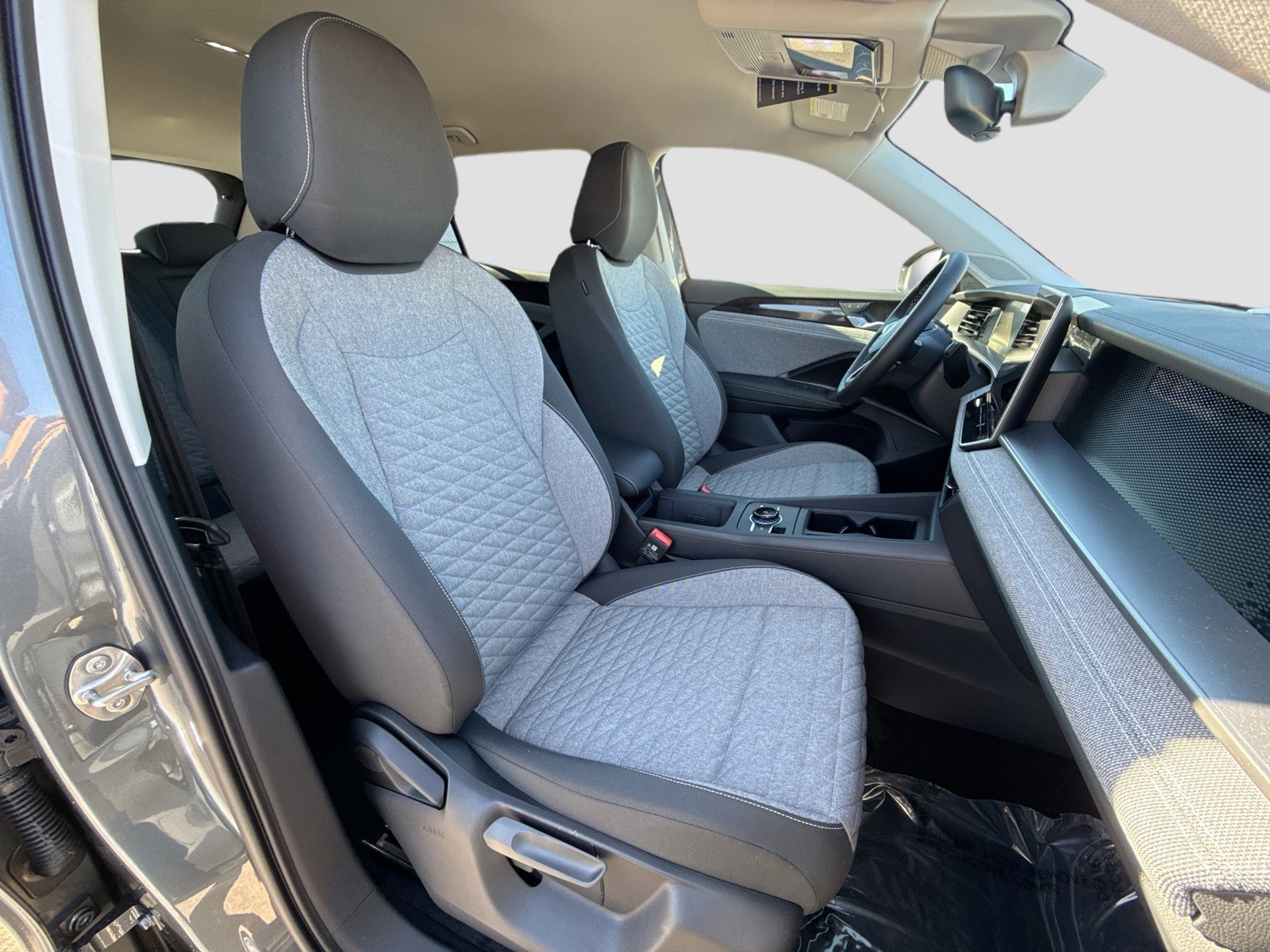 2026 Volkswagen Tiguan - Photo 15