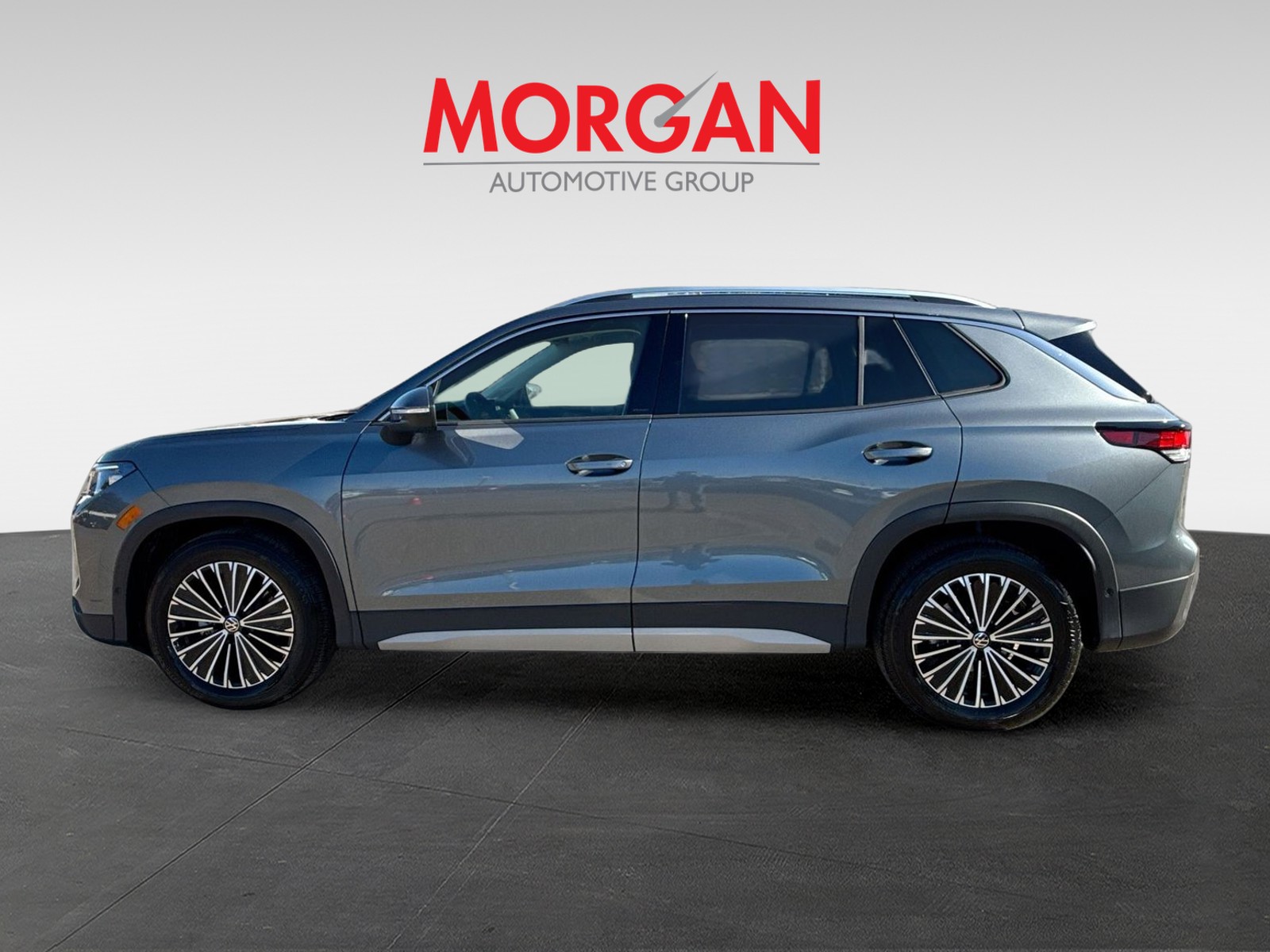 2026 Volkswagen Tiguan - Photo 8