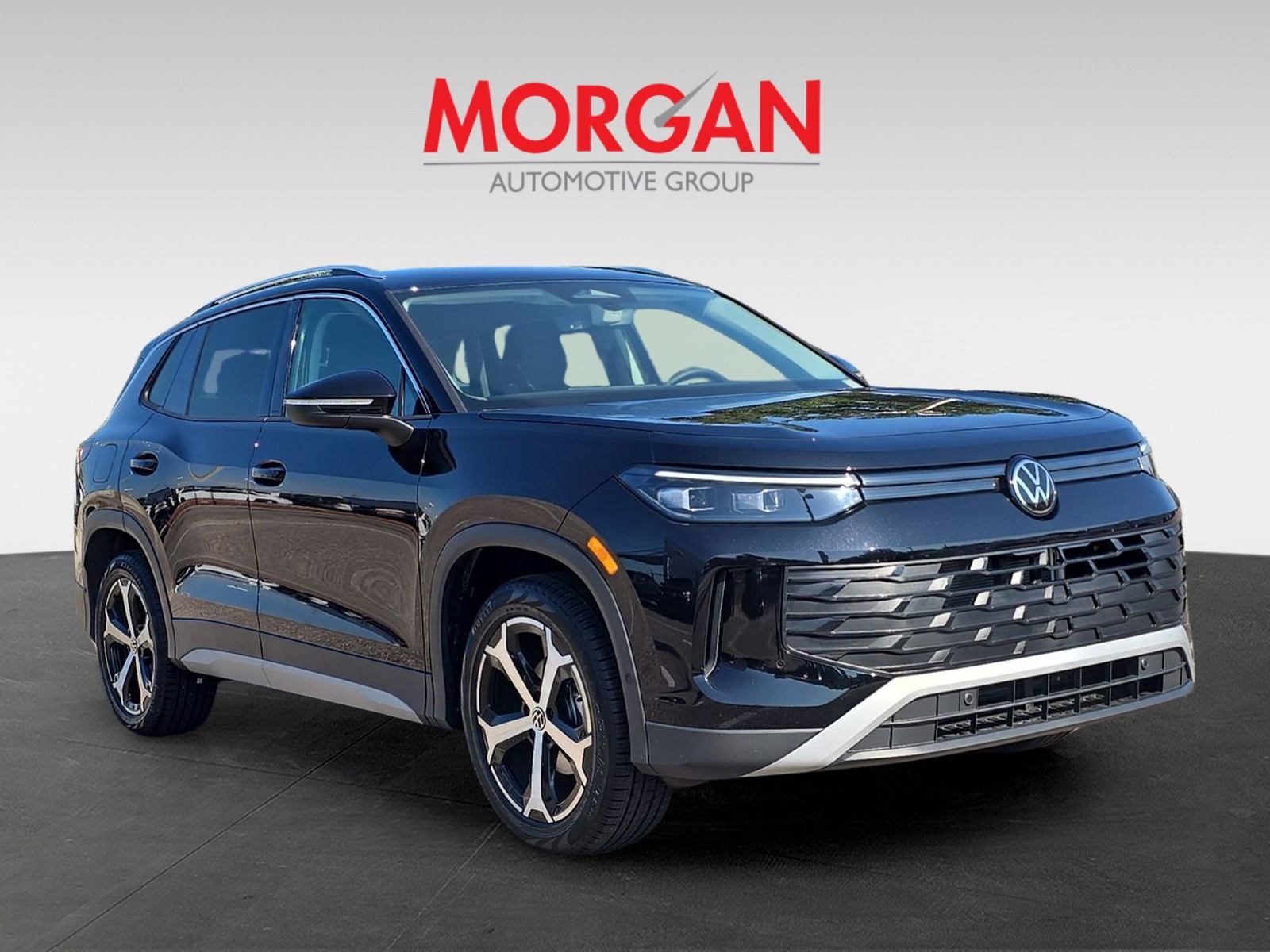 2025 Volkswagen Tiguan - Photo 2