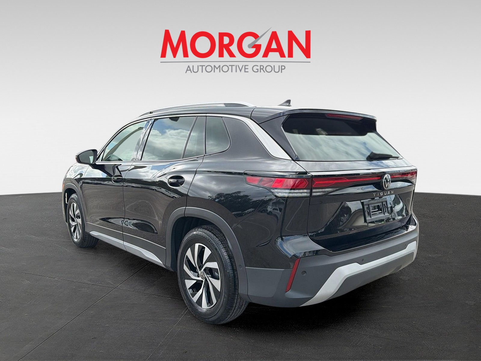 2026 Volkswagen Tiguan - Photo 5