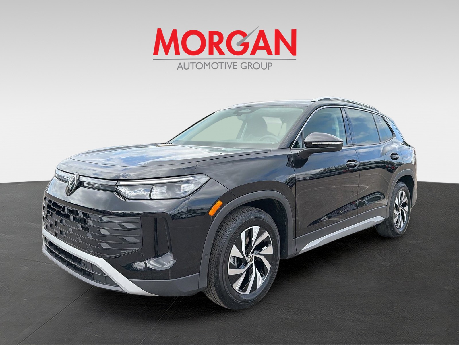 2026 Volkswagen Tiguan - Photo 2