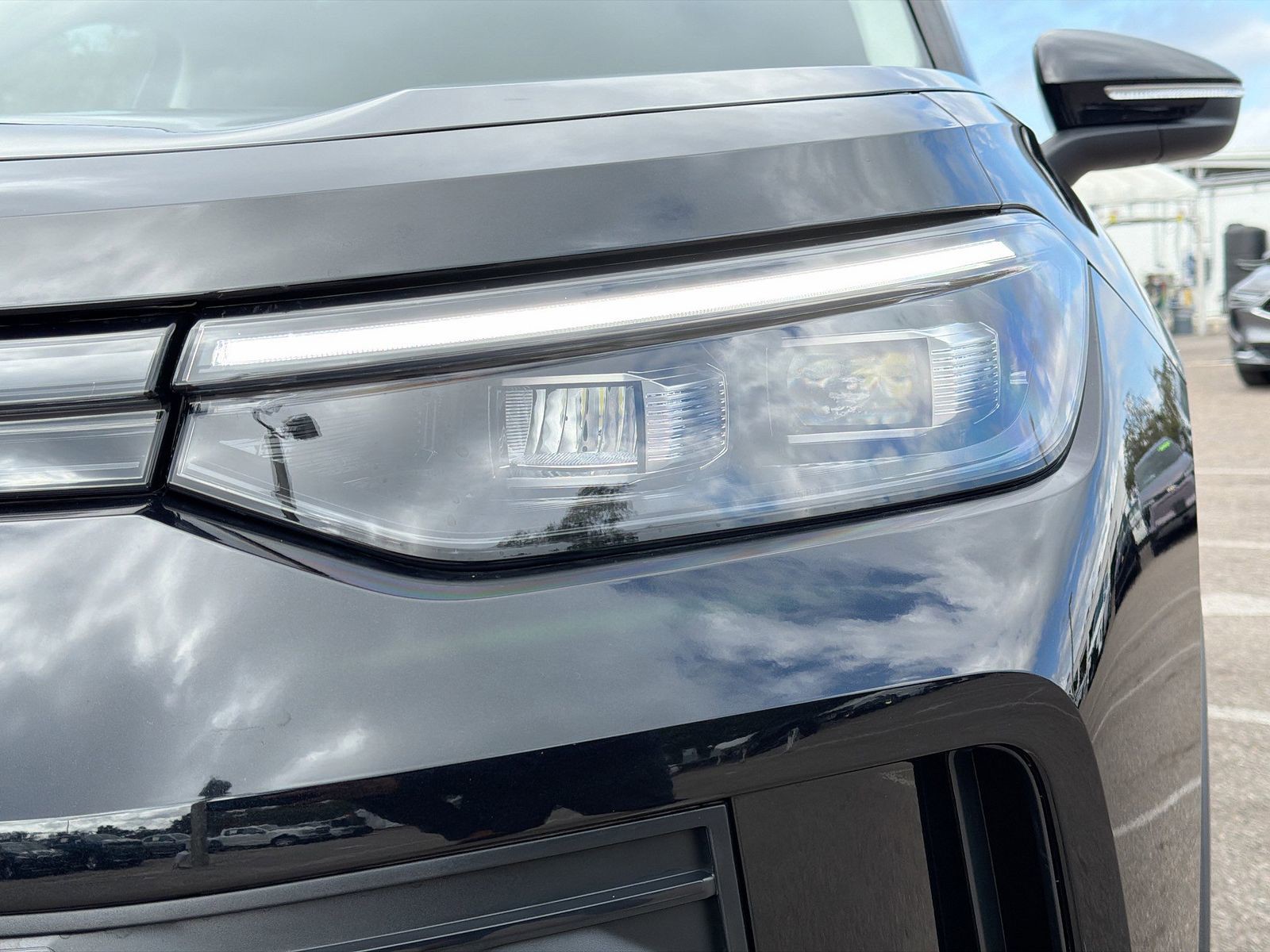 2026 Volkswagen Tiguan - Photo 9