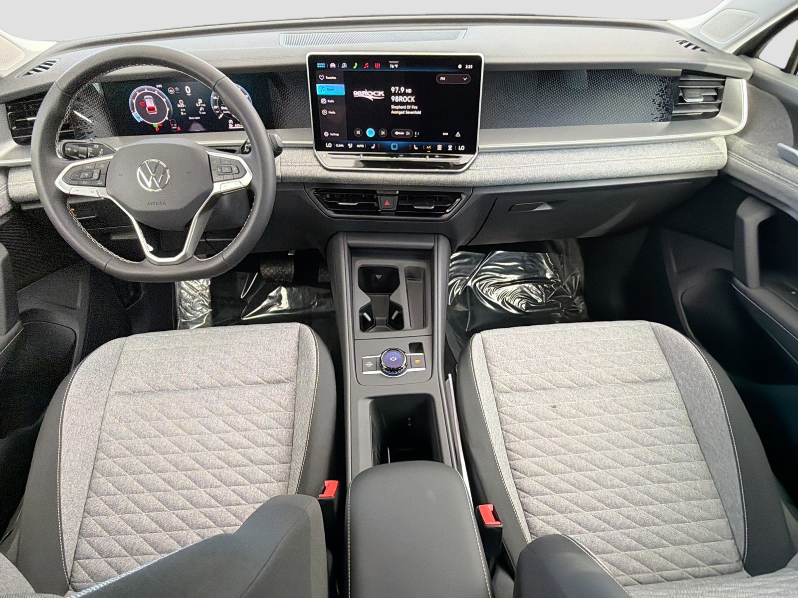 2026 Volkswagen Tiguan - Photo 14