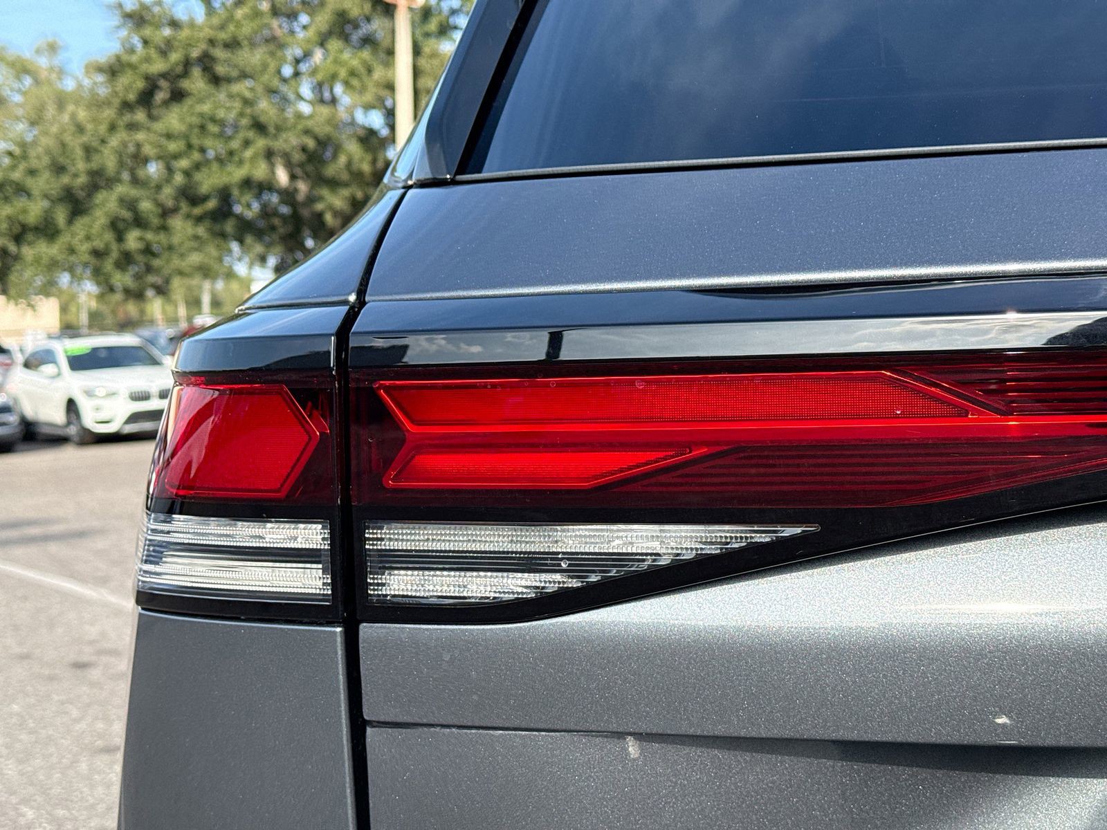2026 Volkswagen Tiguan - Photo 10