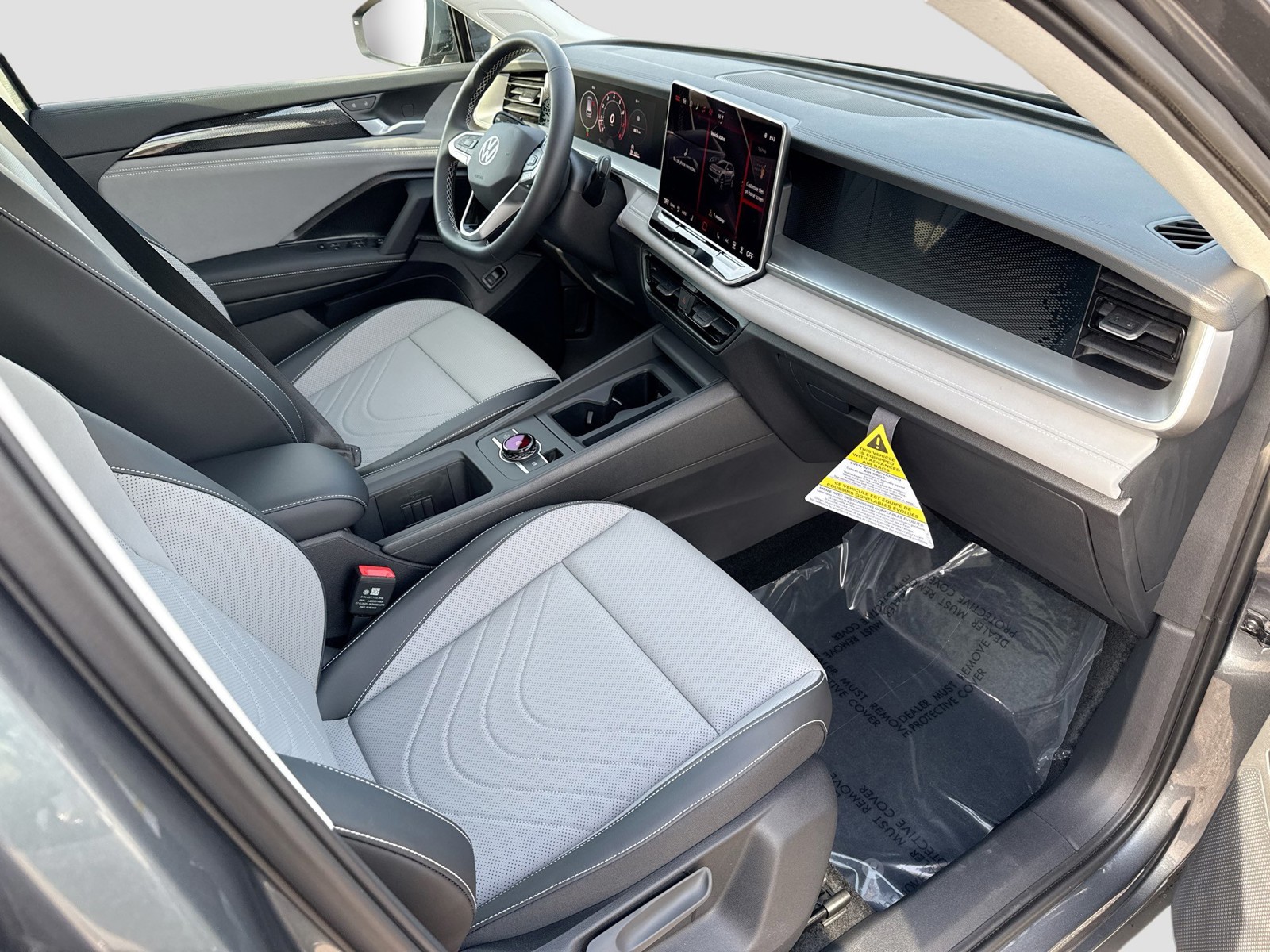 2026 Volkswagen Tiguan - Photo 14