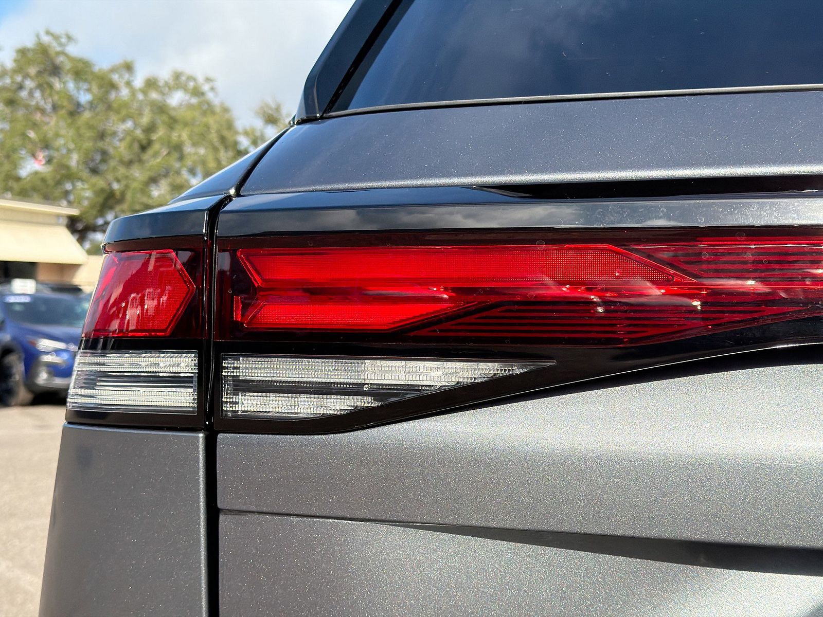 2026 Volkswagen Tiguan - Photo 10