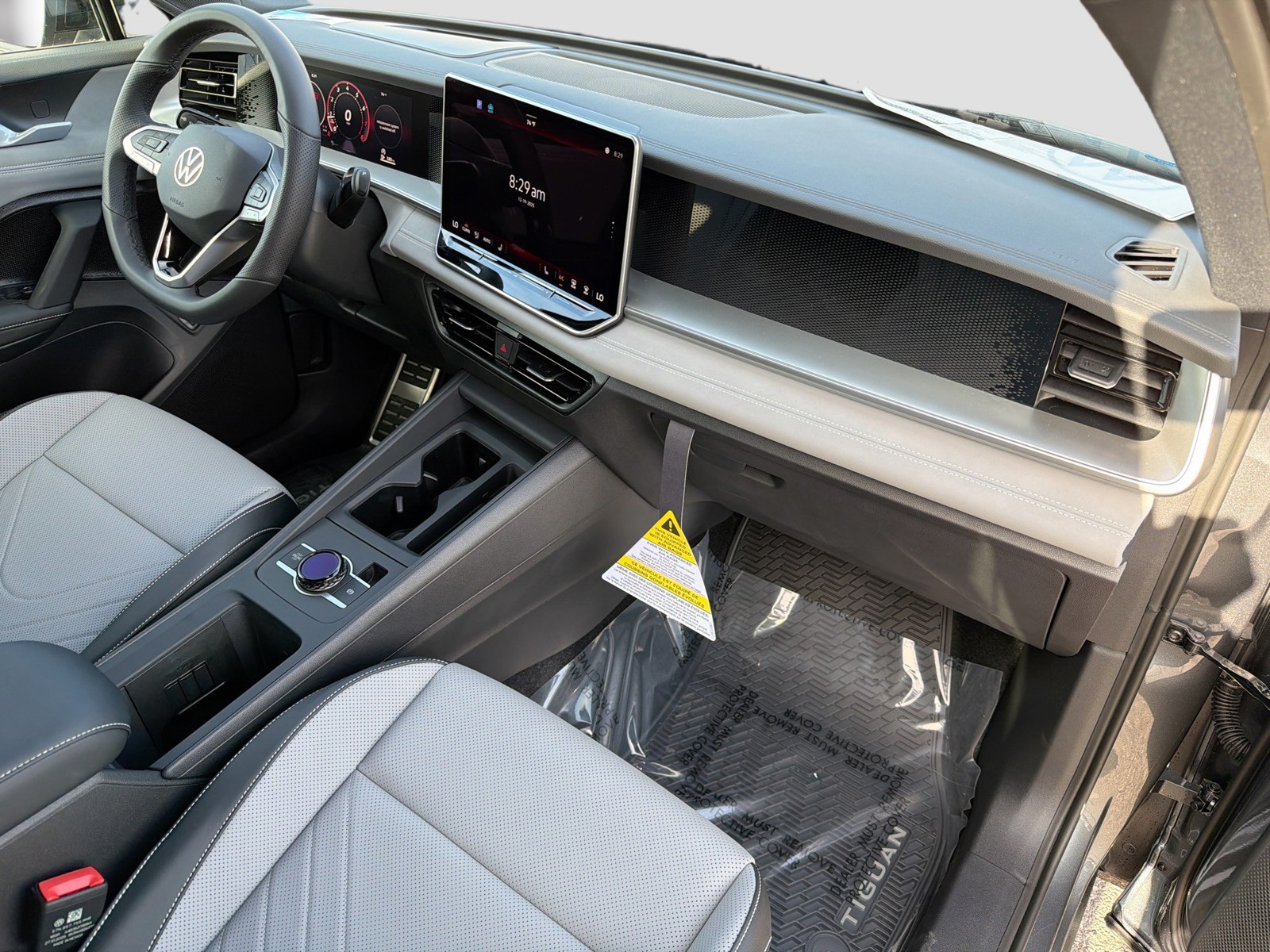 2026 Volkswagen Tiguan - Photo 13