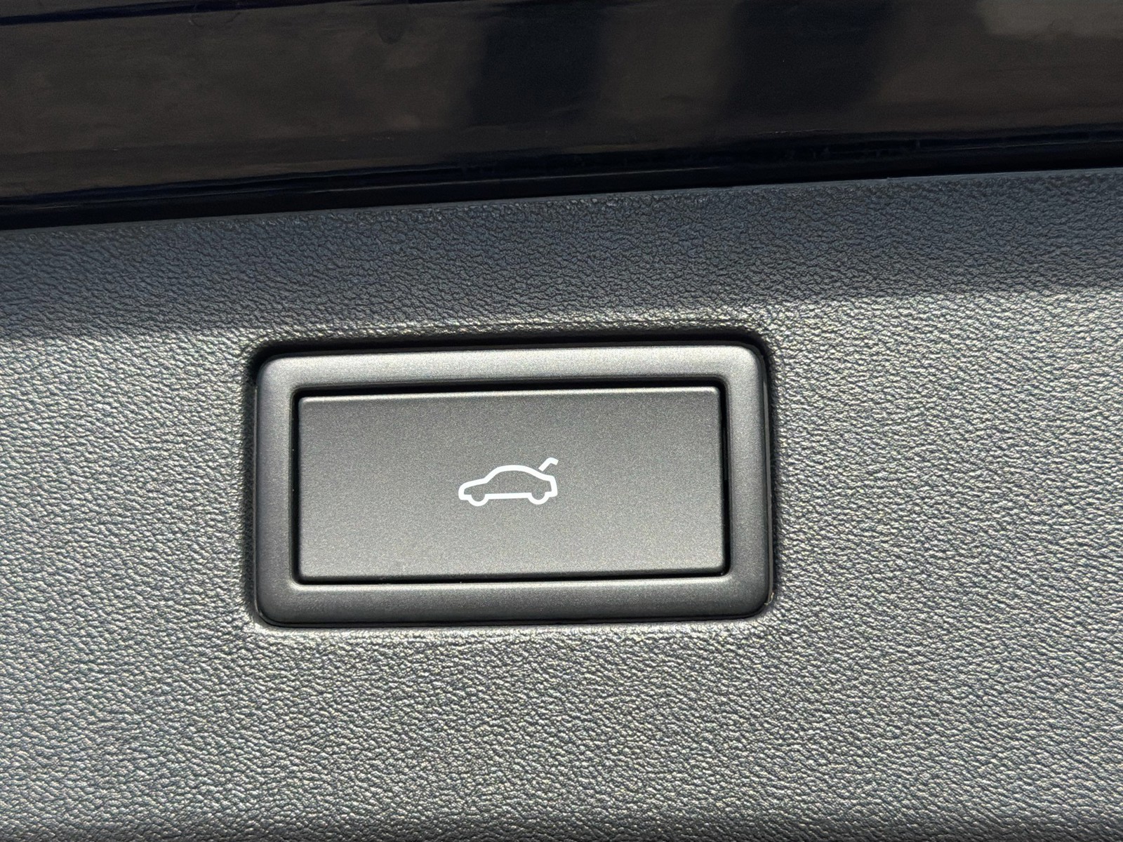 2026 Volkswagen Tiguan - Photo 12