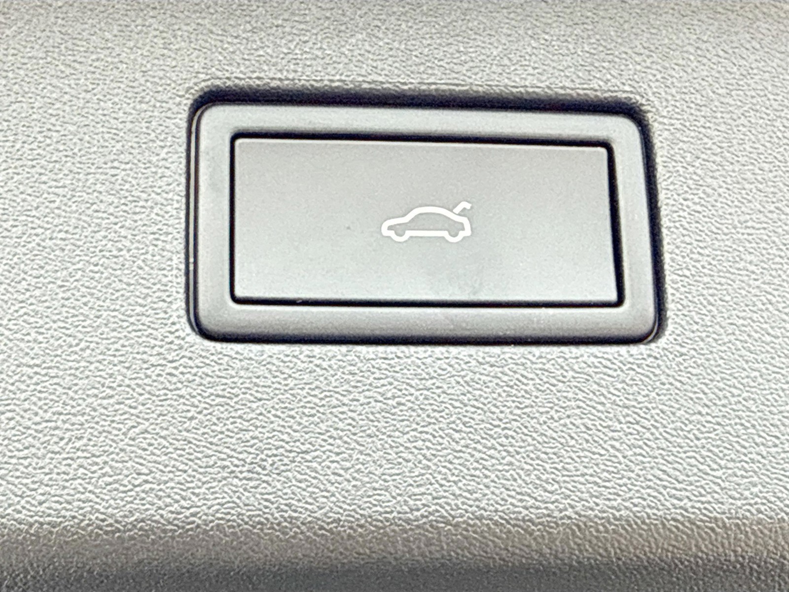 2026 Volkswagen Tiguan - Photo 14
