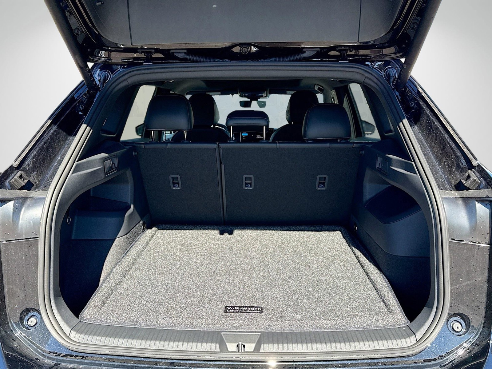 2026 Volkswagen Tiguan - Photo 11