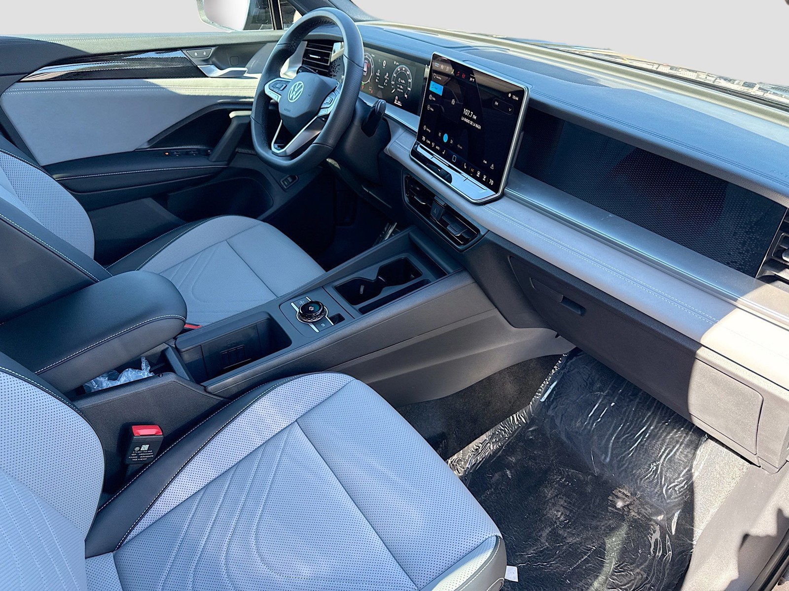 2026 Volkswagen Tiguan - Photo 13