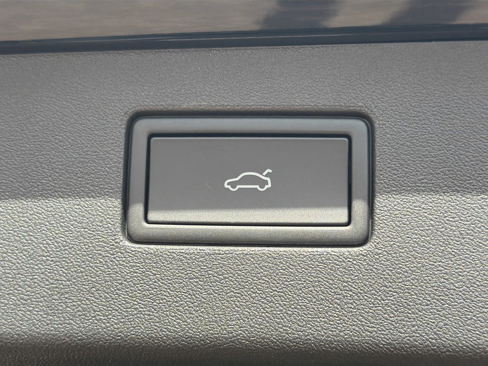 2026 Volkswagen Tiguan - Photo 12