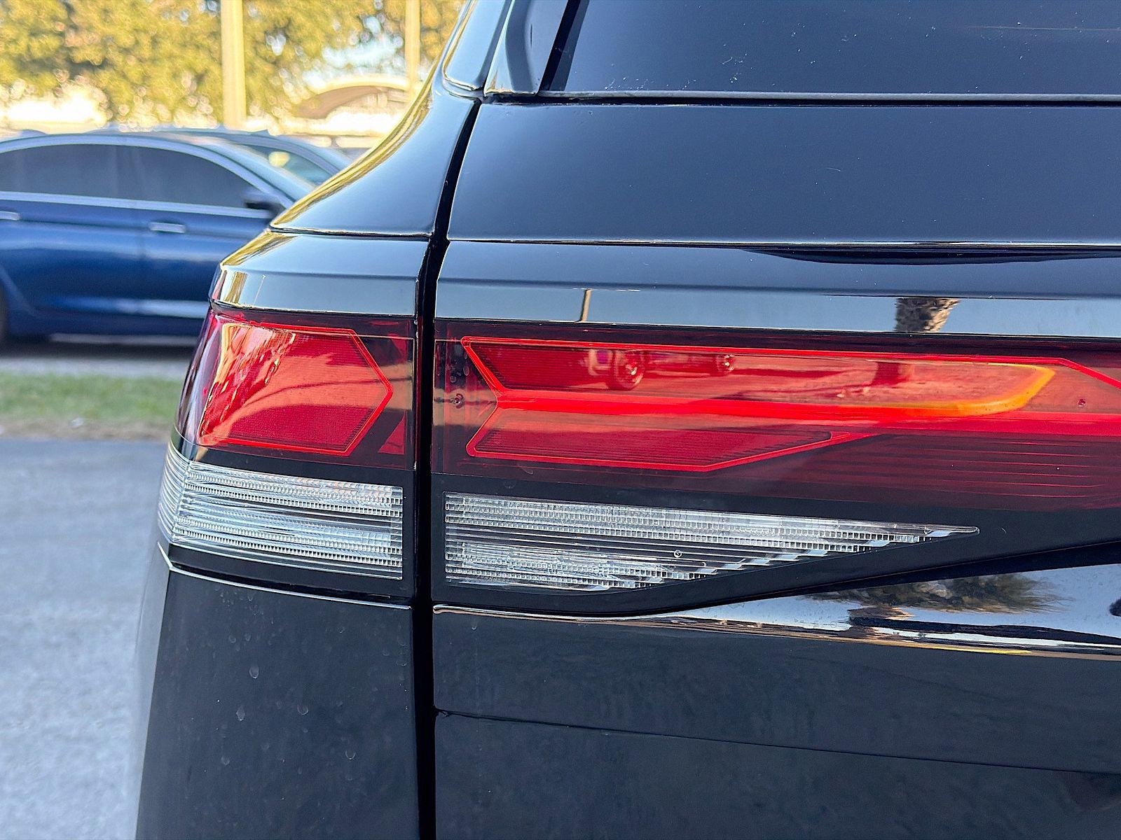 2026 Volkswagen Tiguan - Photo 10