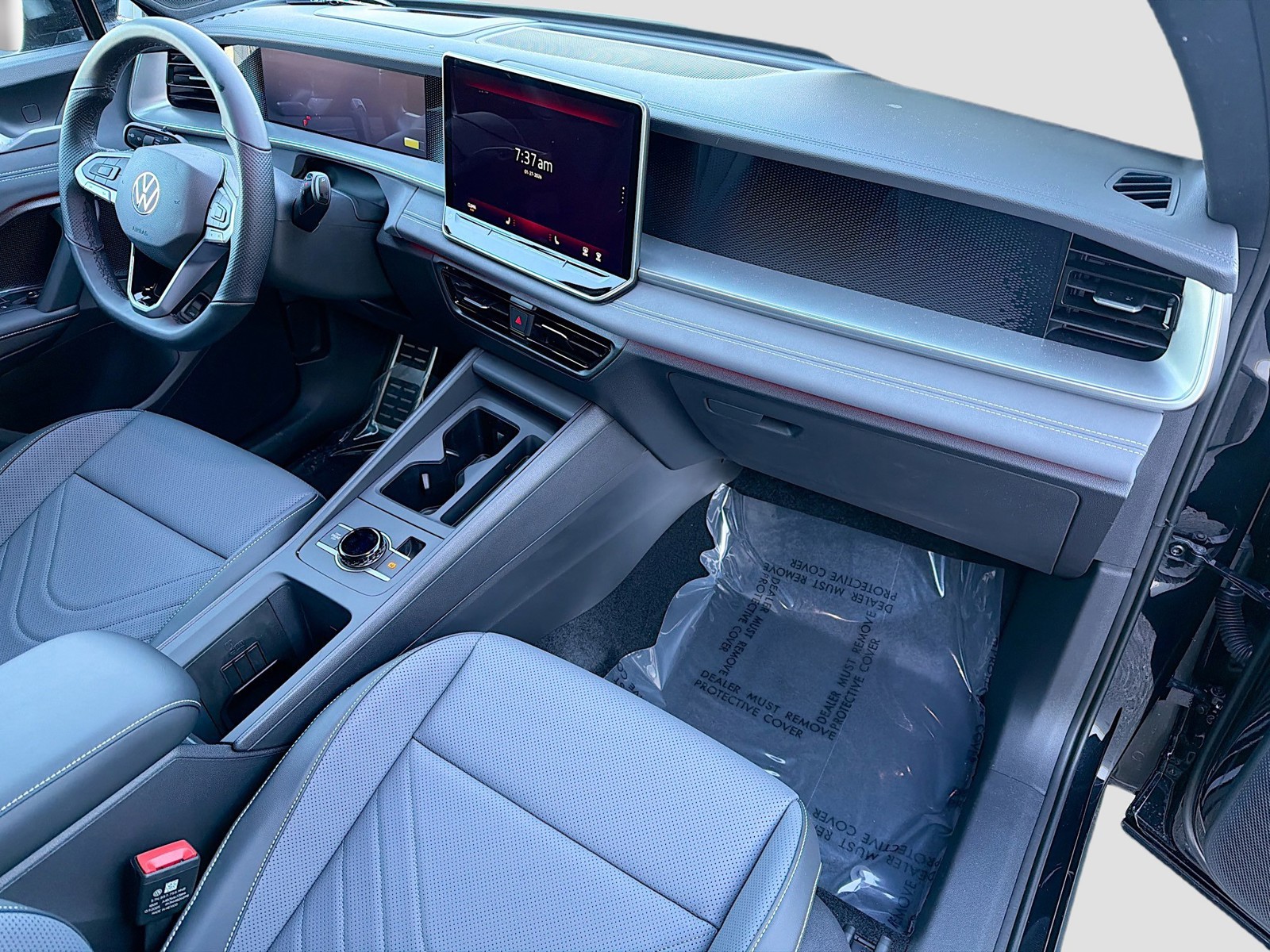 2026 Volkswagen Tiguan - Photo 13