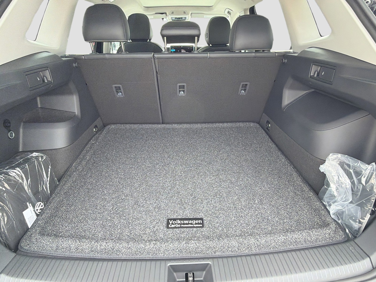 2026 Volkswagen Tiguan - Photo 11