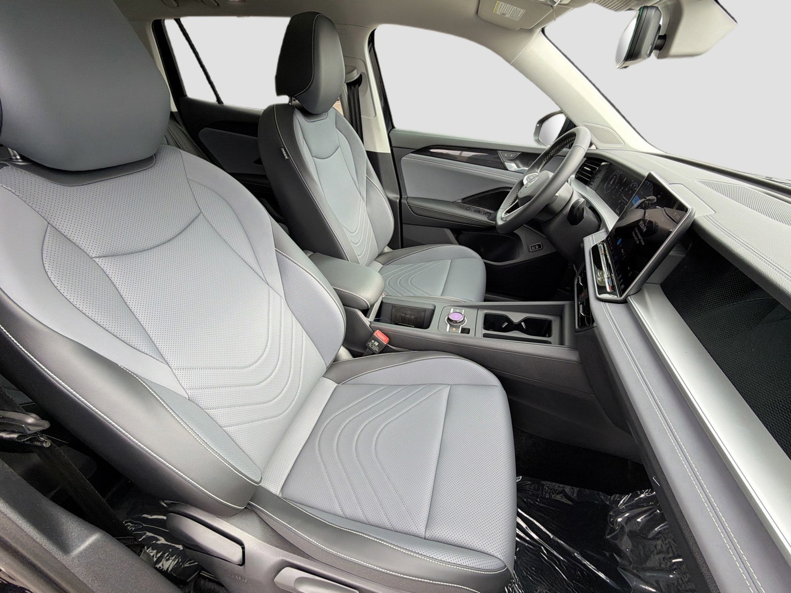 2026 Volkswagen Tiguan - Photo 14