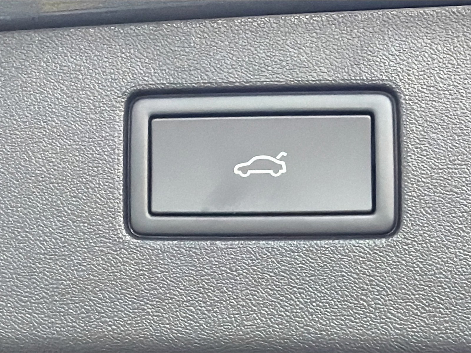 2026 Volkswagen Tiguan - Photo 13
