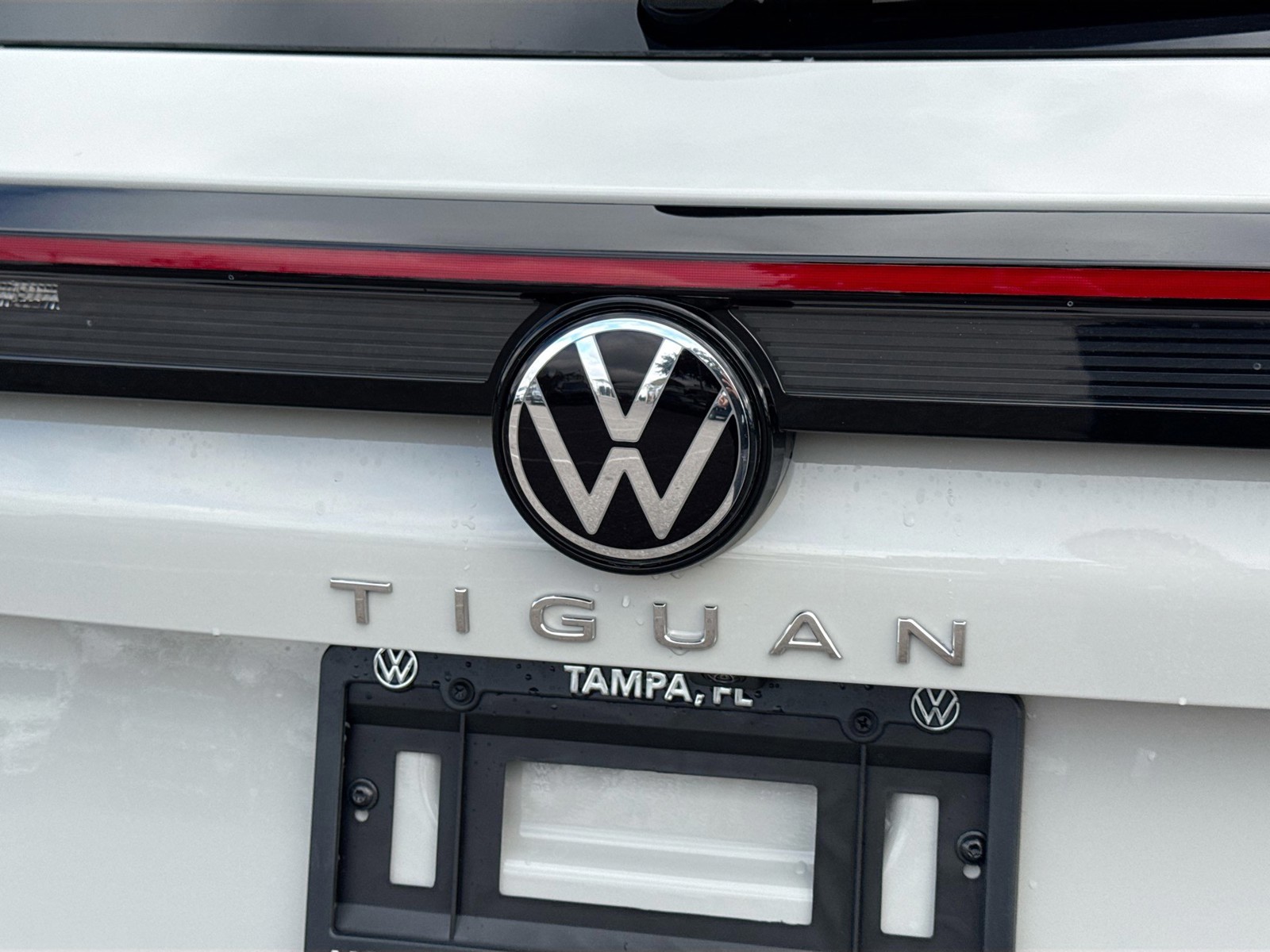 2026 Volkswagen Tiguan - Photo 11