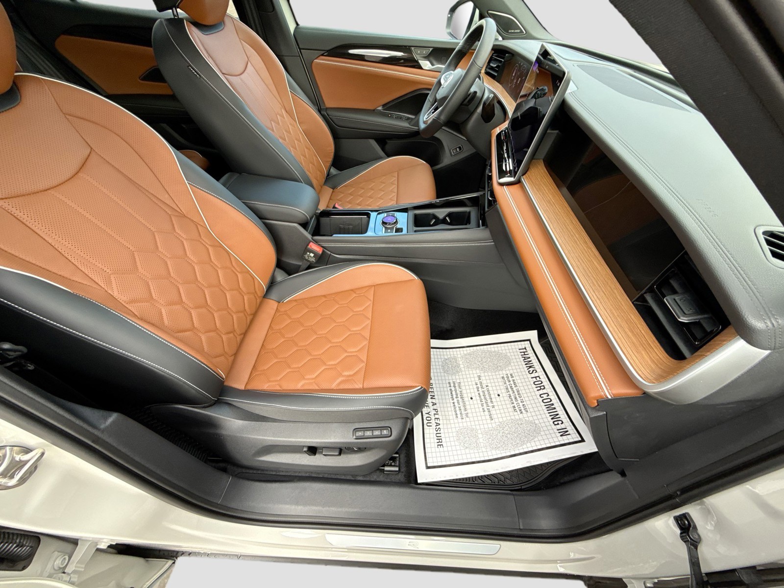 2026 Volkswagen Tiguan - Photo 15